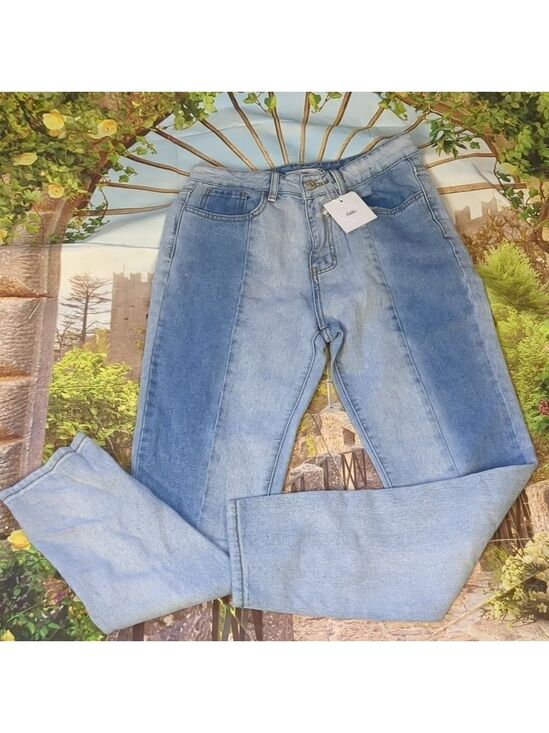 Adika Denim - ADIKA blue light jeans size medium